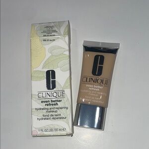 Clinique Even Better Refresh Foundation - Tan